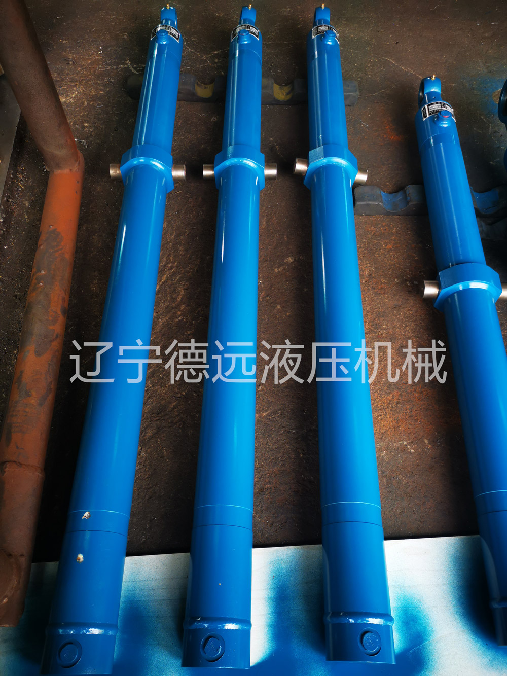 HSGL01系列(lie)液壓缸（中部鉸軸(zhou)）